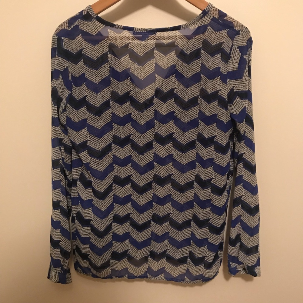 Geometric Sheer Blouse - Picture 3 of 5
